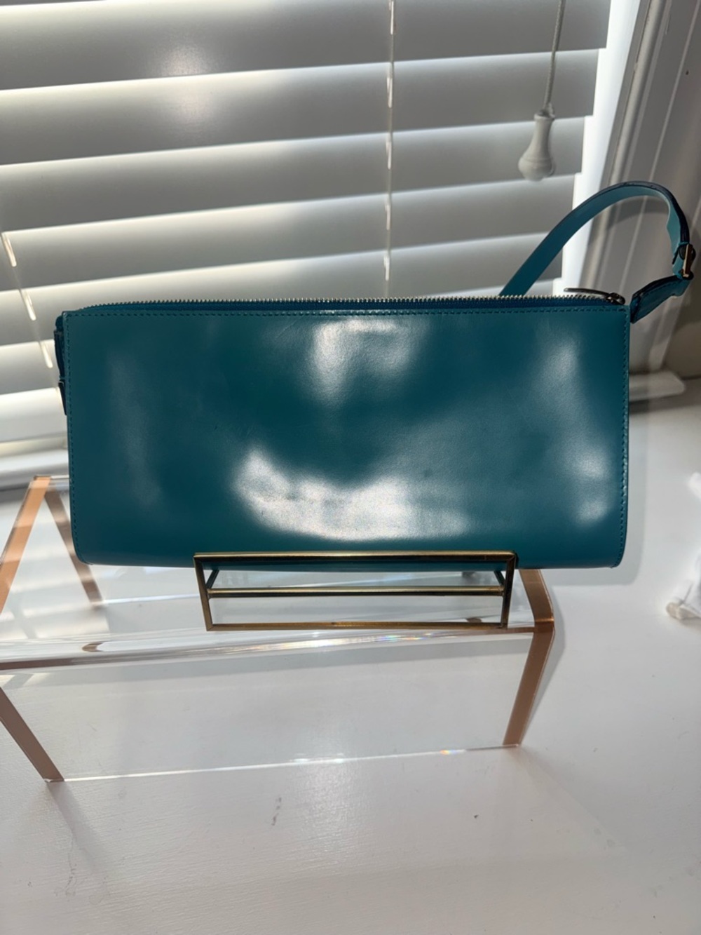 ⭐️RARE Salvatore Ferragamo Aqua Patent Gancini Pochette AU-21-2306